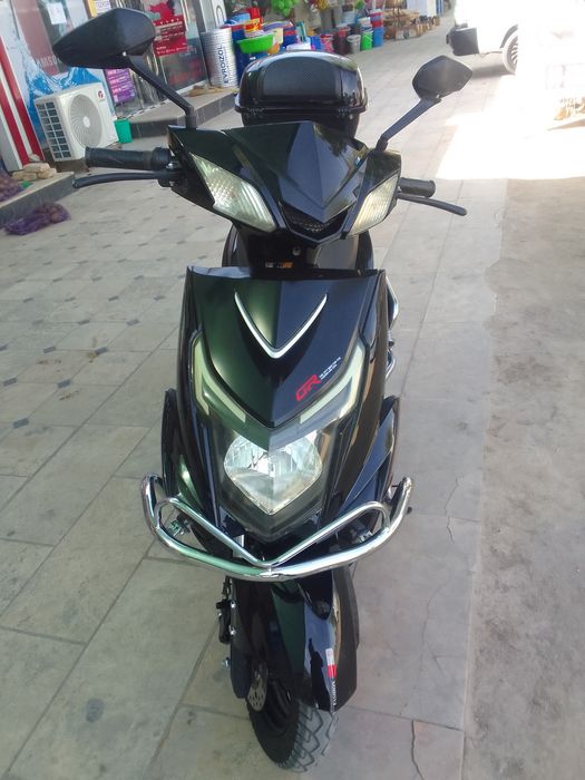 Elektron motosikl 7000