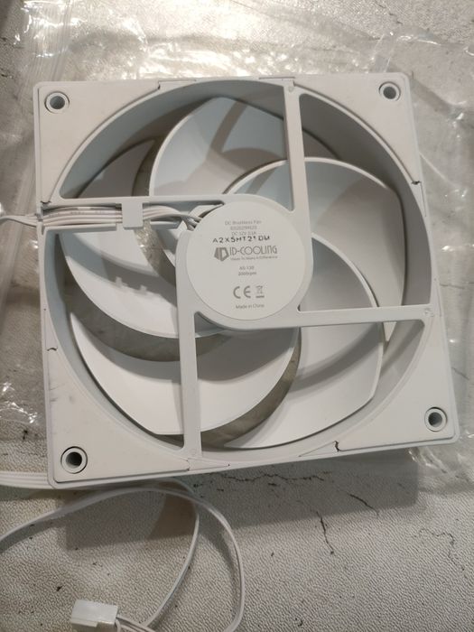 Кулера 3 шт в комплекте. новые