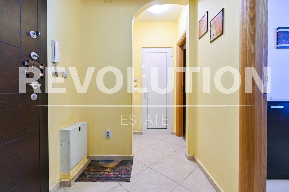 Дава се под наем Тристаен апартамент в София, Люлин 3 - 70 кв.м за 450 € - Снимка #11