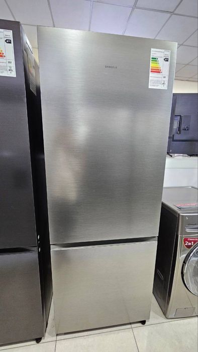 Холодильник Samsung Inverter motor c NoFrost технологии, оригинал