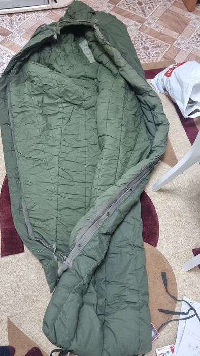 Спальный теплый мешок