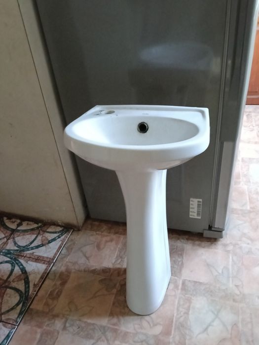 Продам тюльпан сантехническийб/у