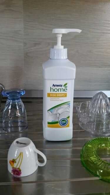 Amway Home
DISH DROPS™ Концентрированная жидкость для мытья посуды 1л.