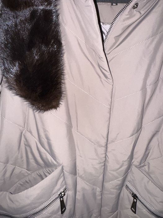 Продам пуховик женский