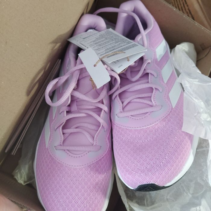 Дамски маратонки за бягане adidas