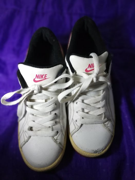 Nike marimea 36 buni de munca