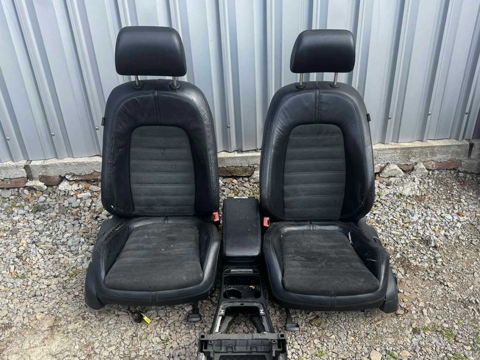 Пулокожен салон с кори за VW PASSAT 6 B6 2.0TDI 140HP 2006г