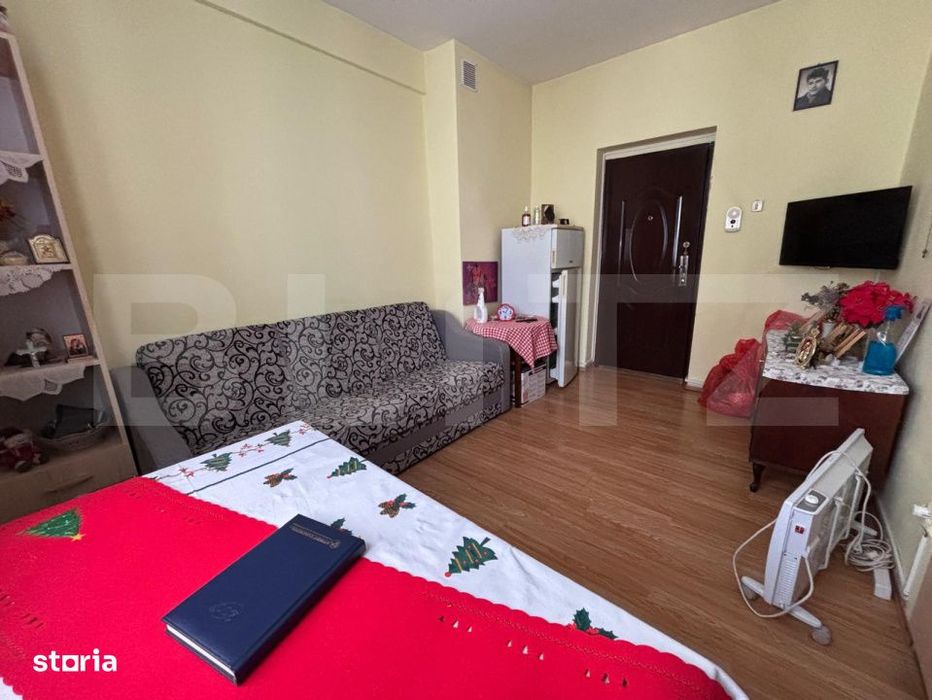 Oportunitate - De vanzare 2 camere de camin, pe acelasi CF