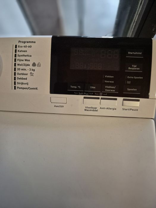 Пералня с горно отваряне АЕГ серия 6000