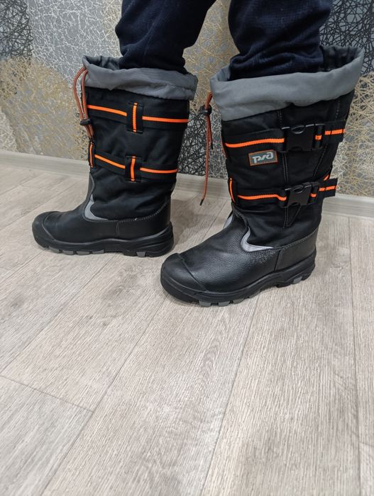 Продам зимние сапоги