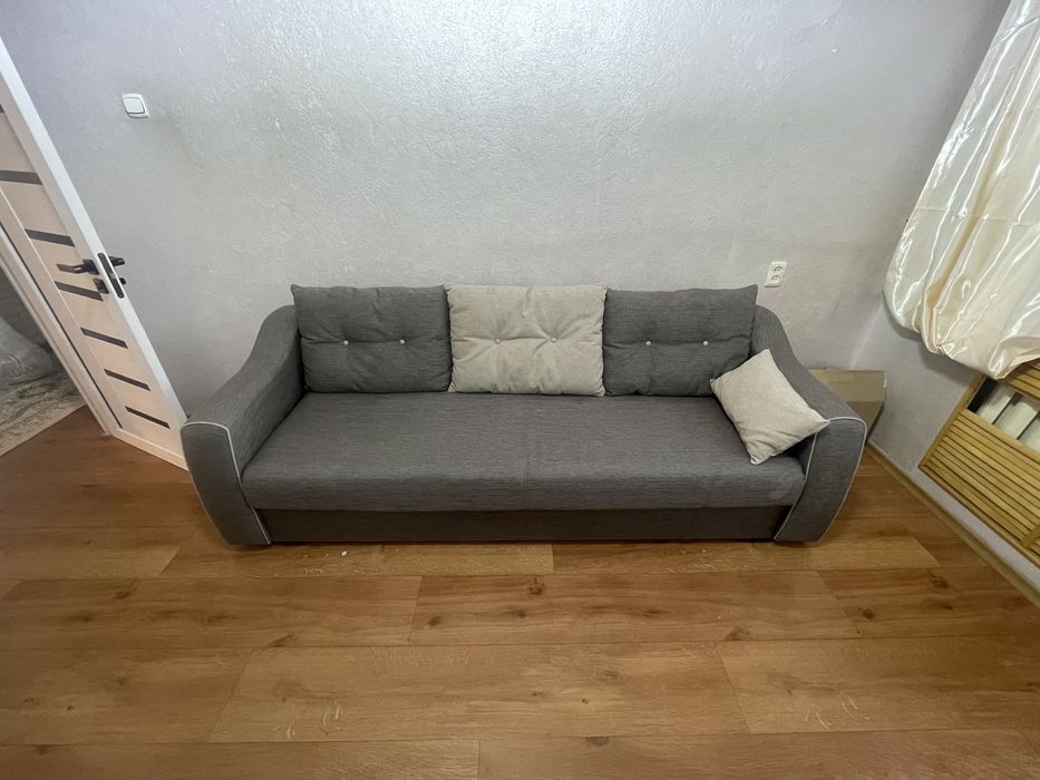 Диван, кровать продам