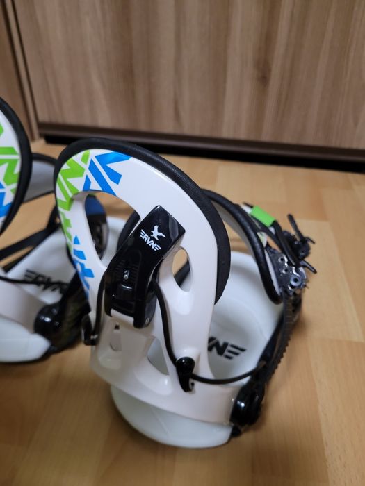 Чисто Нови Сноуборд Автомати Raven S250