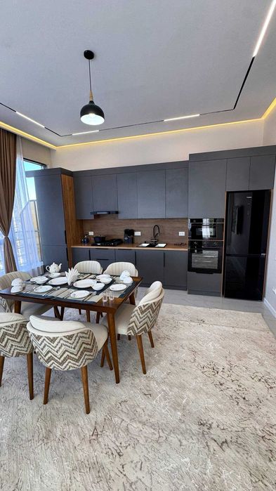 Сдаётся 3-х комнатная квартира в новостройке