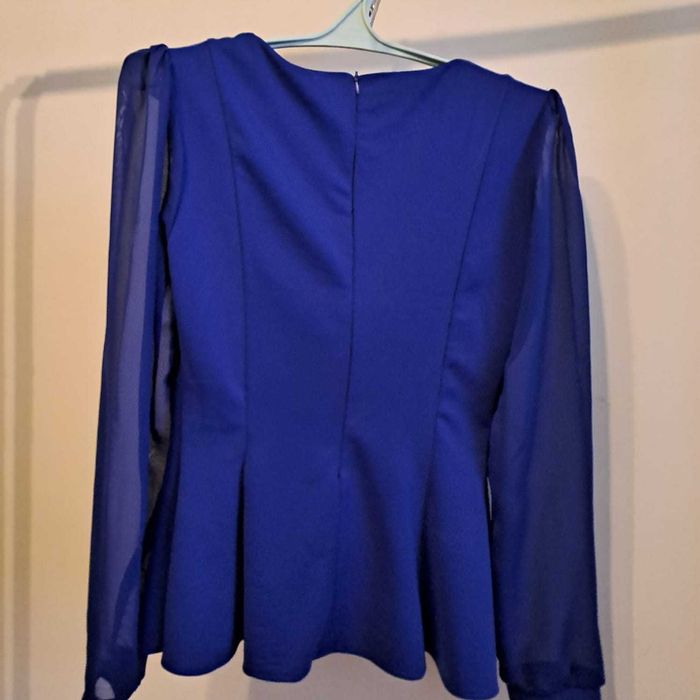 Продам блузку. Размер 42-44