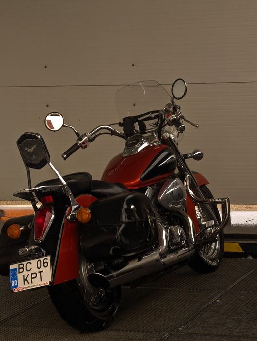 Honda VTX 750  Aero.       A2
