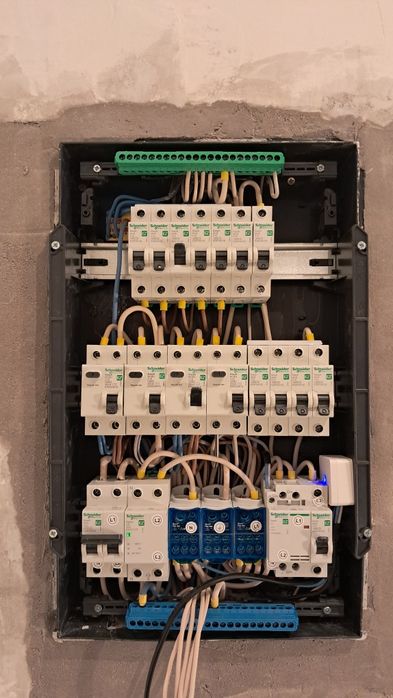 Электрик монтаж жұмыс