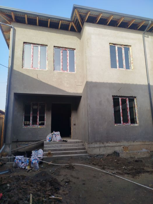 Rom eshik setka ustanovka