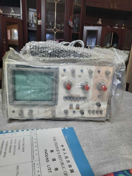 Vând osciloscop XJ4245 nou sigilat nefolosit