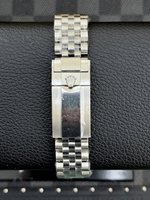 Rolex GMT-Master || Bruce Wayne