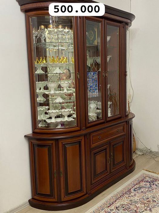 Продаю гостиную мебель