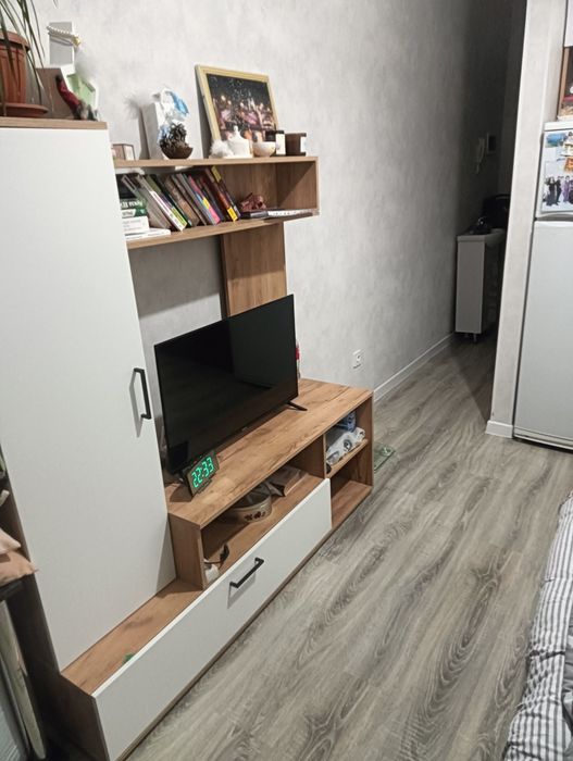 Продаётся стенка в гостиную