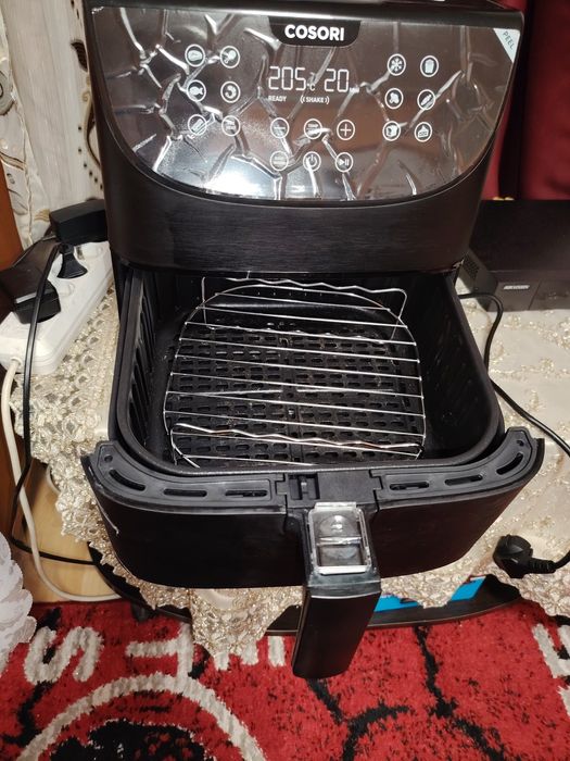 Friteuza cu aer cald