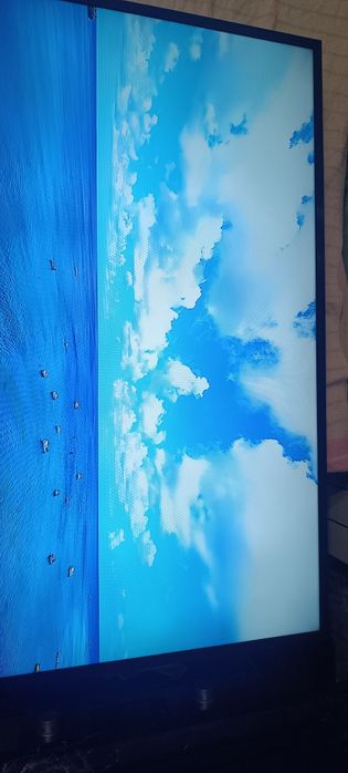 Продам телевизор Samsung 43" смарт тв