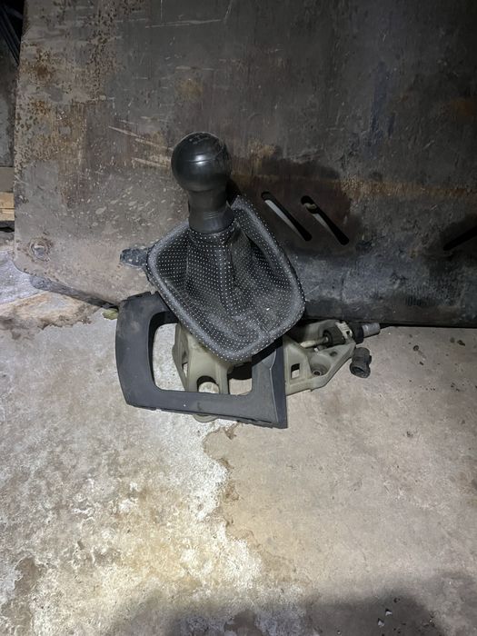 Трос МКПП Toyota Corolla 150