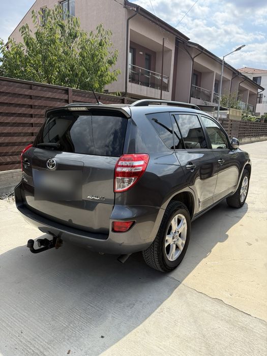 Toyota RAV4 2.2 D-4D 4x4 • 150 CP • 2012