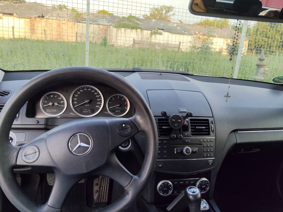 Mercedes C class c200cdi 2009 2.2d