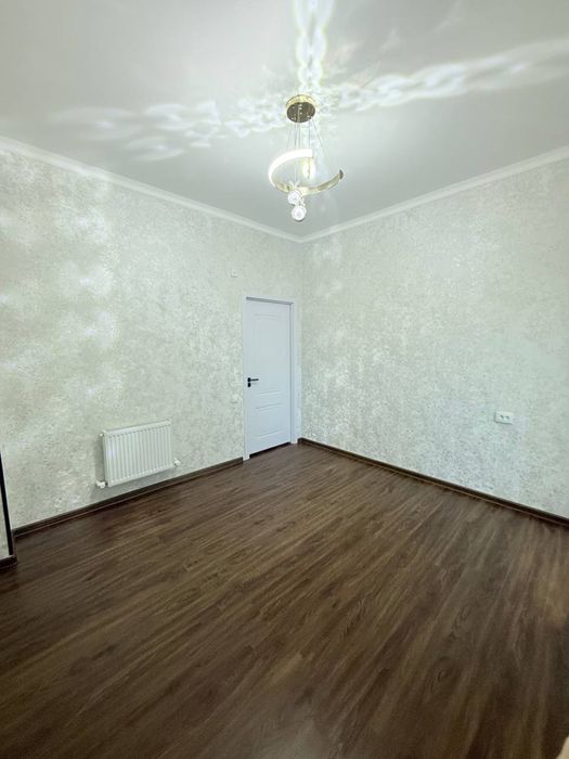 5 qavatda joylashgan.