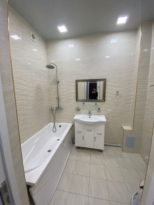 Продаётся 3 комнатная квартира на 2 этаже в новостройке со всеми удобс