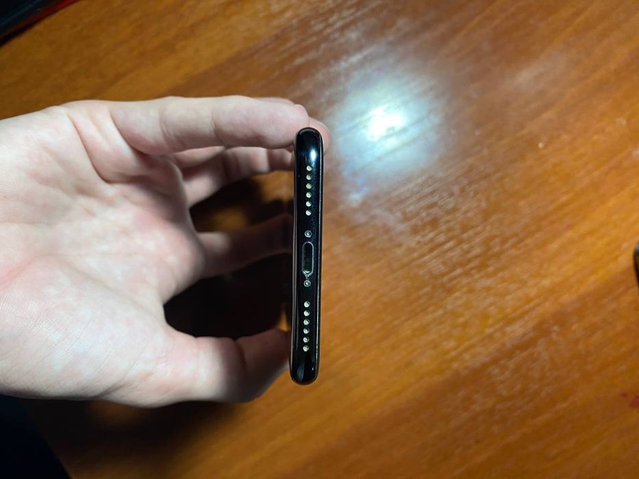 iPhone X 64gb 74% акб