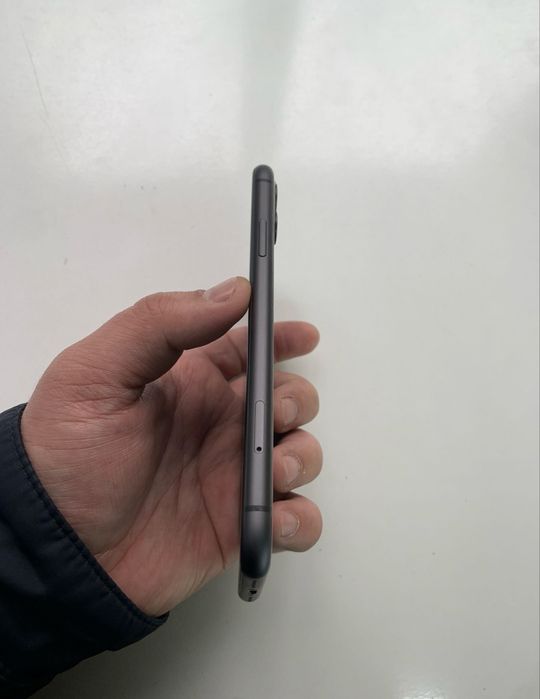 Продам айфон 11 ОТС