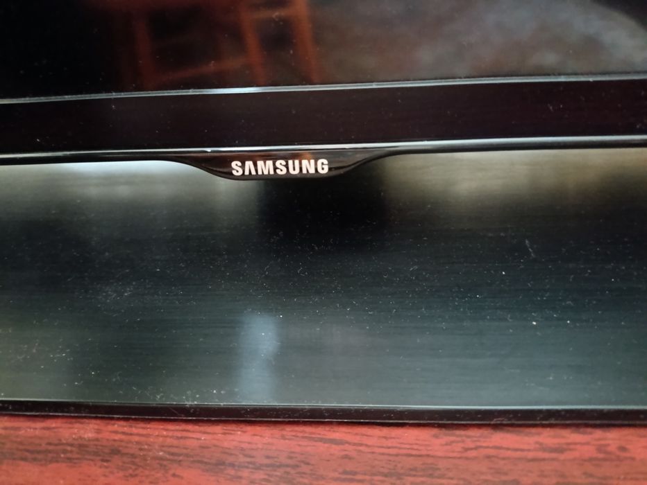 Телевизор Samsung диагональ 124 см