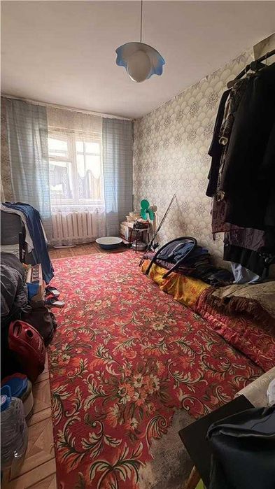 Продам 3 комнатная на Строителей