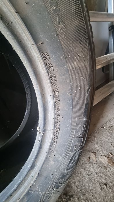 Продам резину на 18