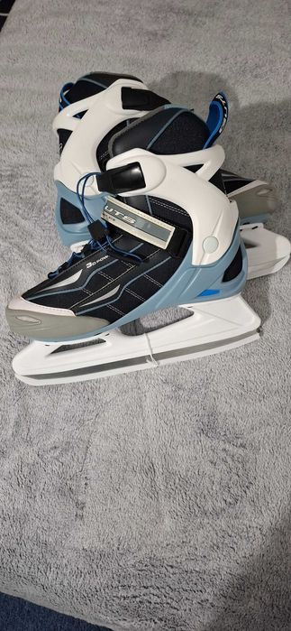 De Vanzare Patine nr 42,perechea 150 de leilei