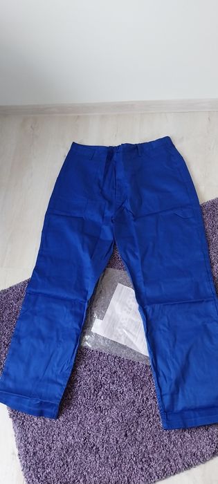Продават се работни дрехи горнище и долнище 2XL