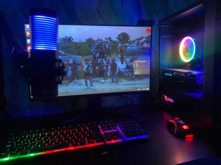vand pc gaming si setup pret bomba neg