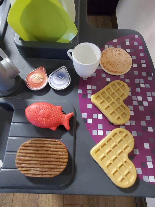 Smoby Детска кухня Mini Tefal с аксесоари към нея