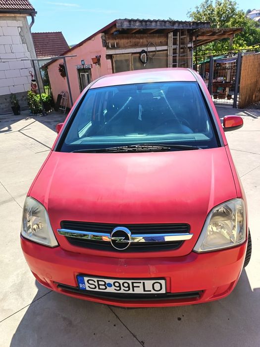 Vând Opel Meriva