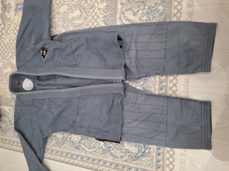 Кимоно для джиу-джитсу