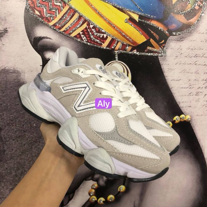 Adidasi dama New Balance