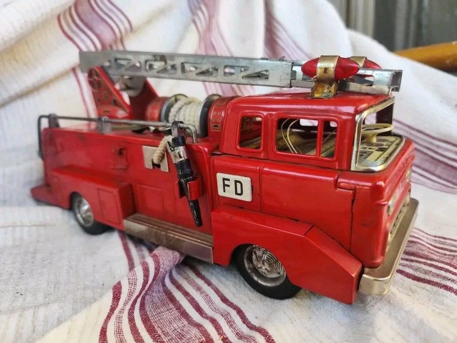 Стари играчки от едно време