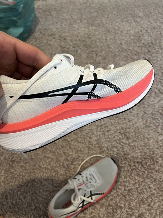 Asics Magic Speed 3-оригинални дсмски маратонки
