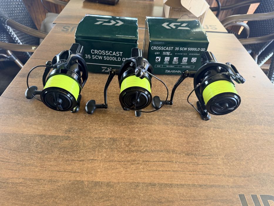 Vand 3 Mulinete Daiwa Crosscast 35 SCW 5000 LD QD impecabile