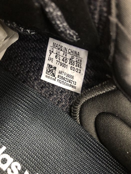 Yeezy 350 V2 Boost Black (Non Reflective) Yeezy Boost 350