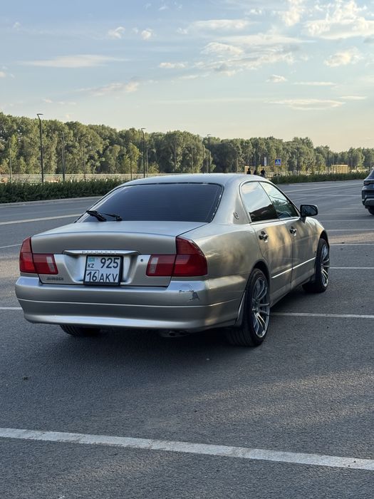 Mitsubishi Diamante