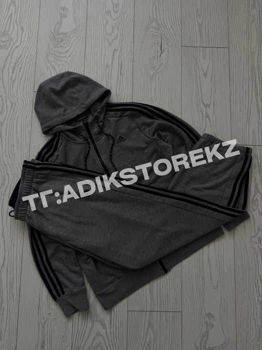 Adidas essential почти новый